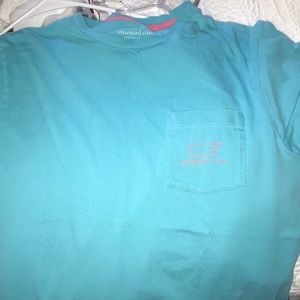 Vineyard vines T-shirt